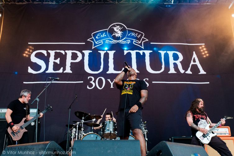   Sepultura  30-