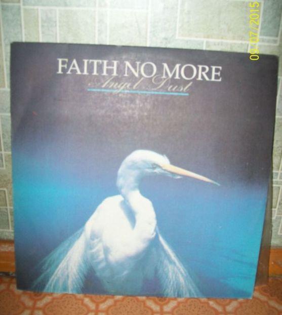 Faith No More, Angel Dust, 1992 .  