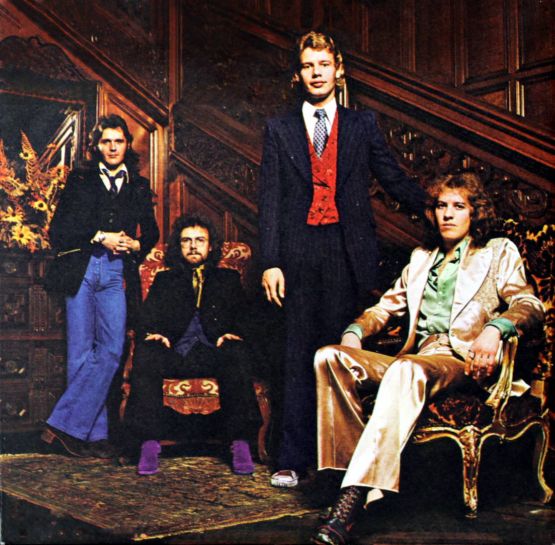 King Crimson  1974-  -  ,  ,  ,  . -