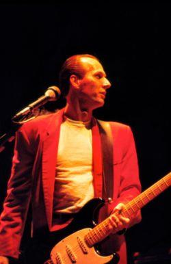 Adrian Belew