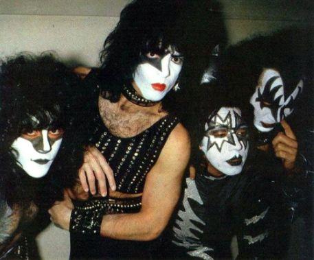 Kiss  1982 