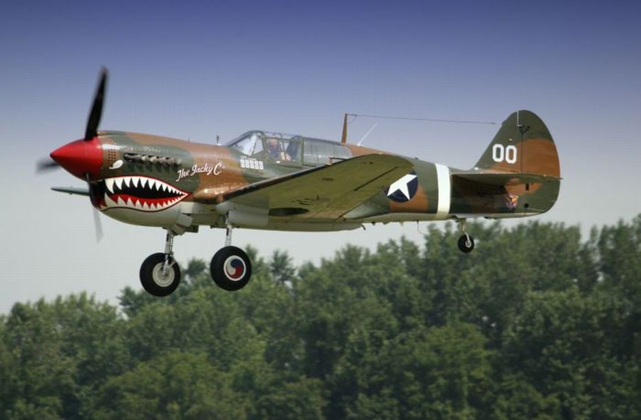   P-40 Warhawk