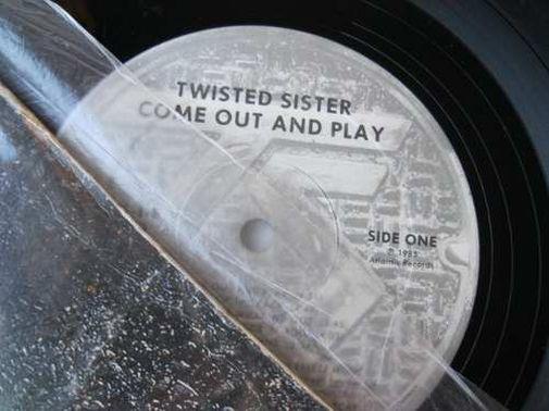 Twisted Sister, Come Out and Play, 1985